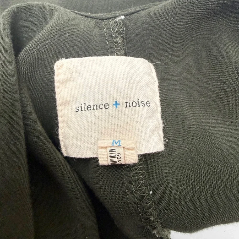 Silence + Noise Olive Green Harem Jumpsuit Romper M Boho Relaxed Wide Leg Rayon - Picture 4 of 6